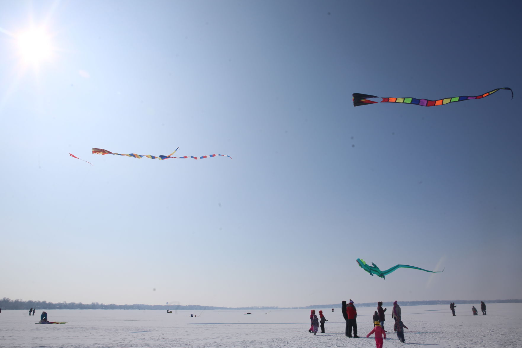 Kites over Clear Lake 1